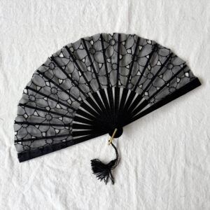 PUÑAL ORGANZA BORDADO LACADO NEGRO